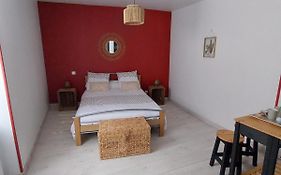 Les Chambres Au Pied Du Rey